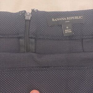 Banana Republic Polka Dot Pencil Skirt - size 6